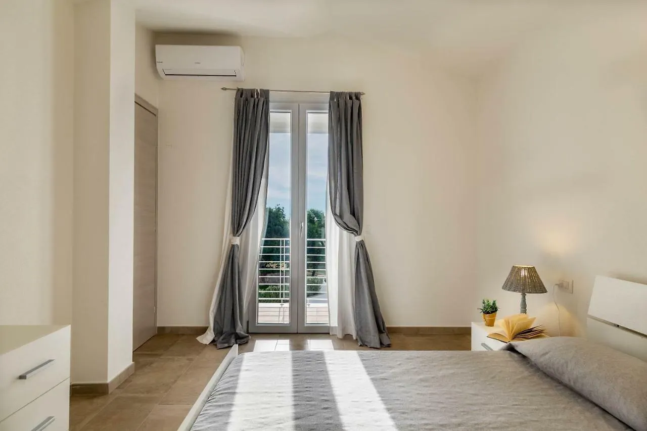 Caneis Apartments San Teodoro  Italy