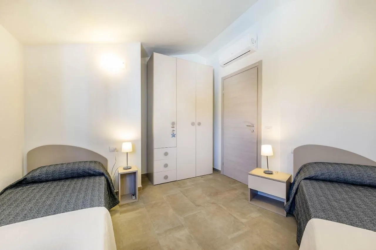 Caneis Apartments San Teodoro  Italien